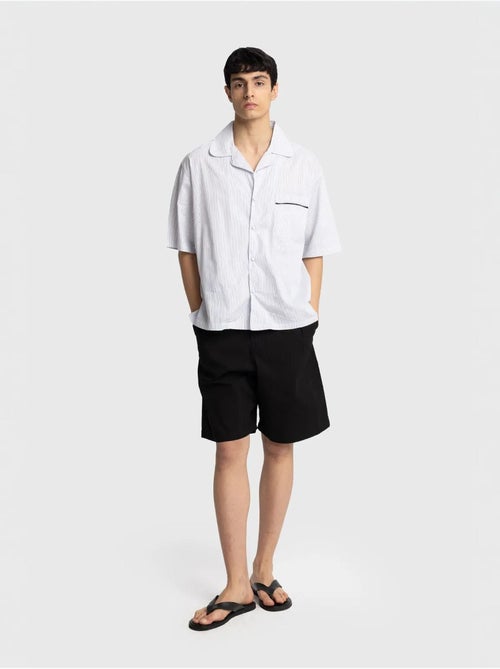 Camicia a maniche corte a righe sottili giesto - Kiabi Camicia a maniche corte a righe sottili giesto - Kiabi