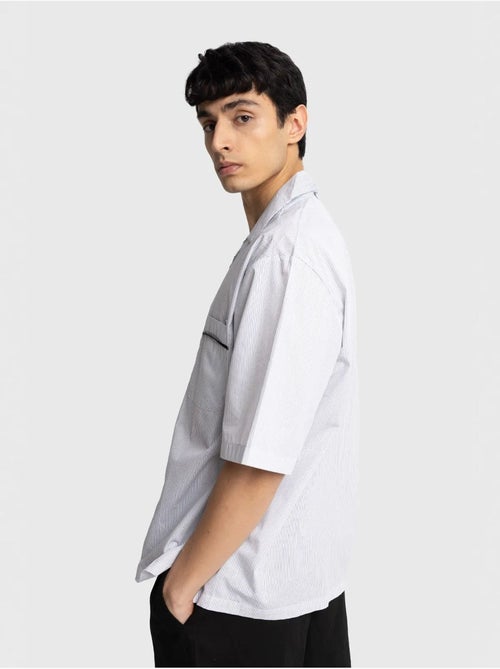 Camicia a maniche corte a righe sottili giesto - Kiabi Camicia a maniche corte a righe sottili giesto - Kiabi