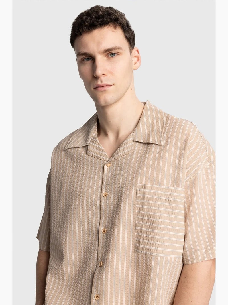 Camicia a maniche corte a righe testurizzate con taschino giesto Beige argilla - Kiabi