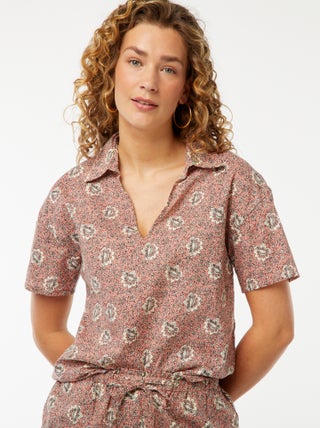 Camicia a maniche corte con motivo floreale