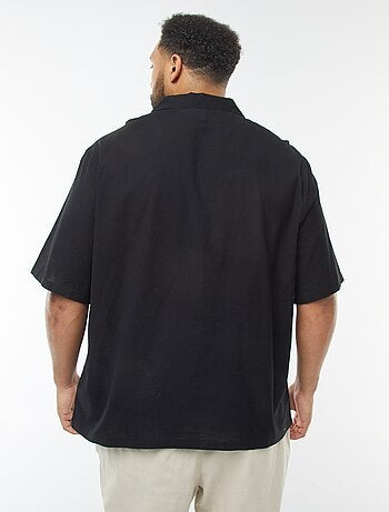 Camicia a maniche corte con ricami fantasia davanti