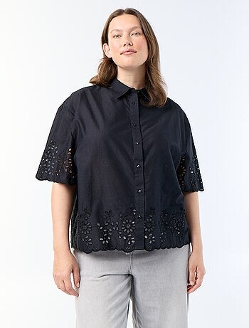 Camicia a maniche corte con ricamo traforato
