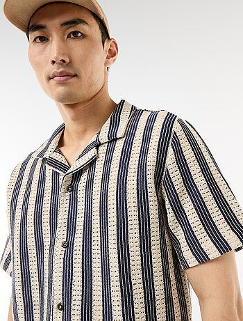 Camicia a maniche corte in maglia crochet