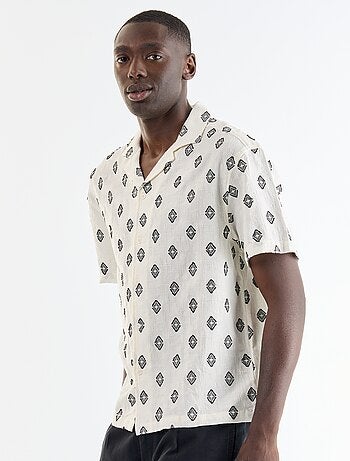 Camicia a maniche corte in maglia fantasia con ricami