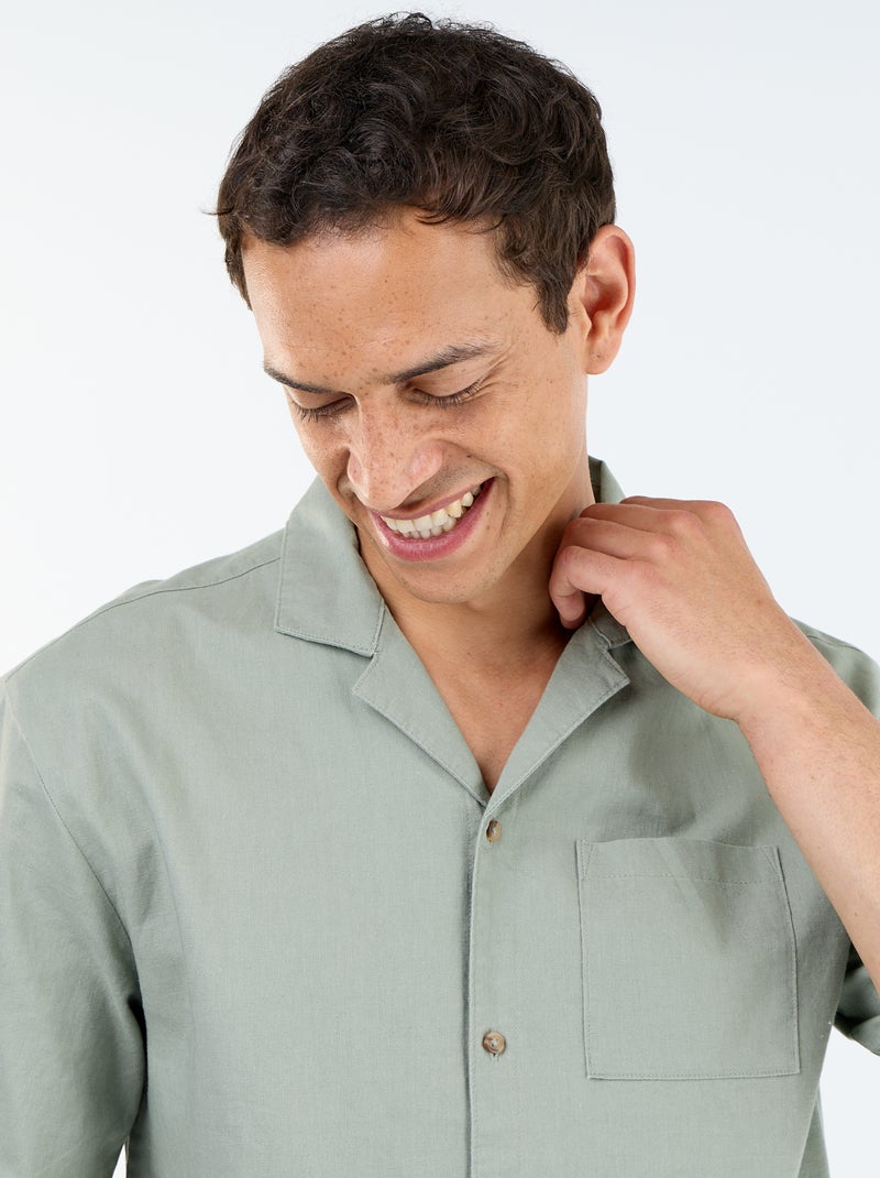 Camicia a maniche corte in misto lino con taschino sul petto Verde - Kiabi