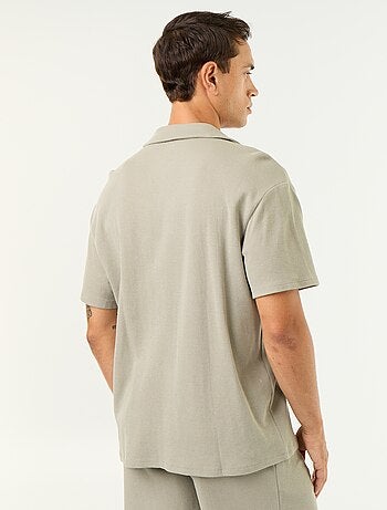 Camicia a maniche corte in tessuto goffrato