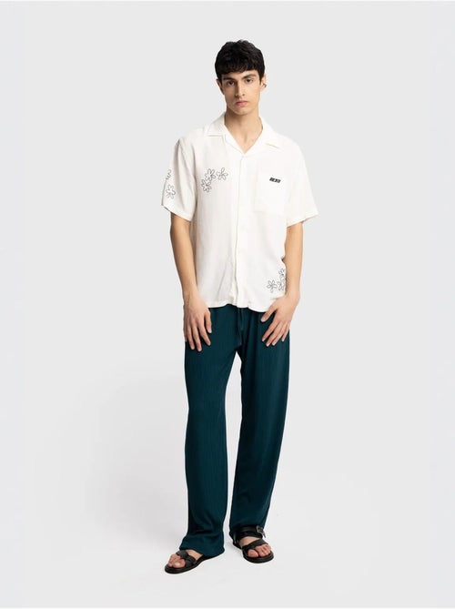Camicia a maniche corte ricamata in popeline di cotone giesto - Kiabi Camicia a maniche corte ricamata in popeline di cotone giesto - Kiabi