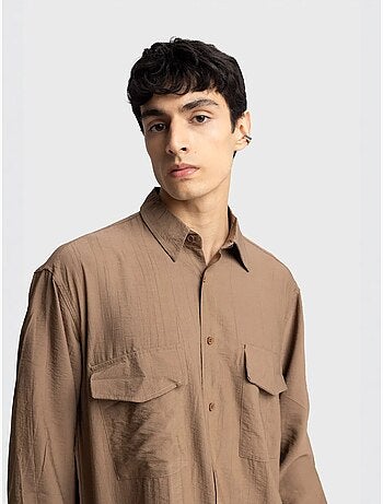 Camicia a maniche lunghe con abbottonatura e tasca giesto