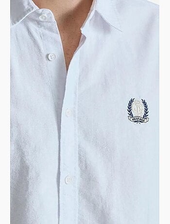 Camicia a maniche lunghe con bottoni e ricami giesto