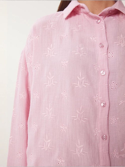 Camicia a maniche lunghe con ricamo testurizzato e chiusura a bottoni istanbul - Kiabi Camicia a maniche lunghe con ricamo testurizzato e chiusura a bottoni istanbul - Kiabi