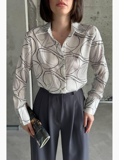 Camicia a maniche lunghe con stampa geometrica e chiusura a bottoni my fashion - Kiabi Camicia a maniche lunghe con stampa geometrica e chiusura a bottoni my fashion - Kiabi