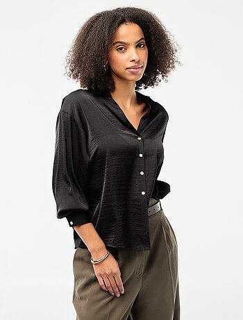 Camicia a maniche lunghe in raso tinta unita