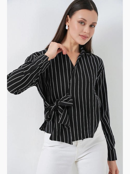 Camicia a righe a maniche lunghe con dettaglio a laccio bdart - Kiabi Camicia a righe a maniche lunghe con dettaglio a laccio bdart - Kiabi