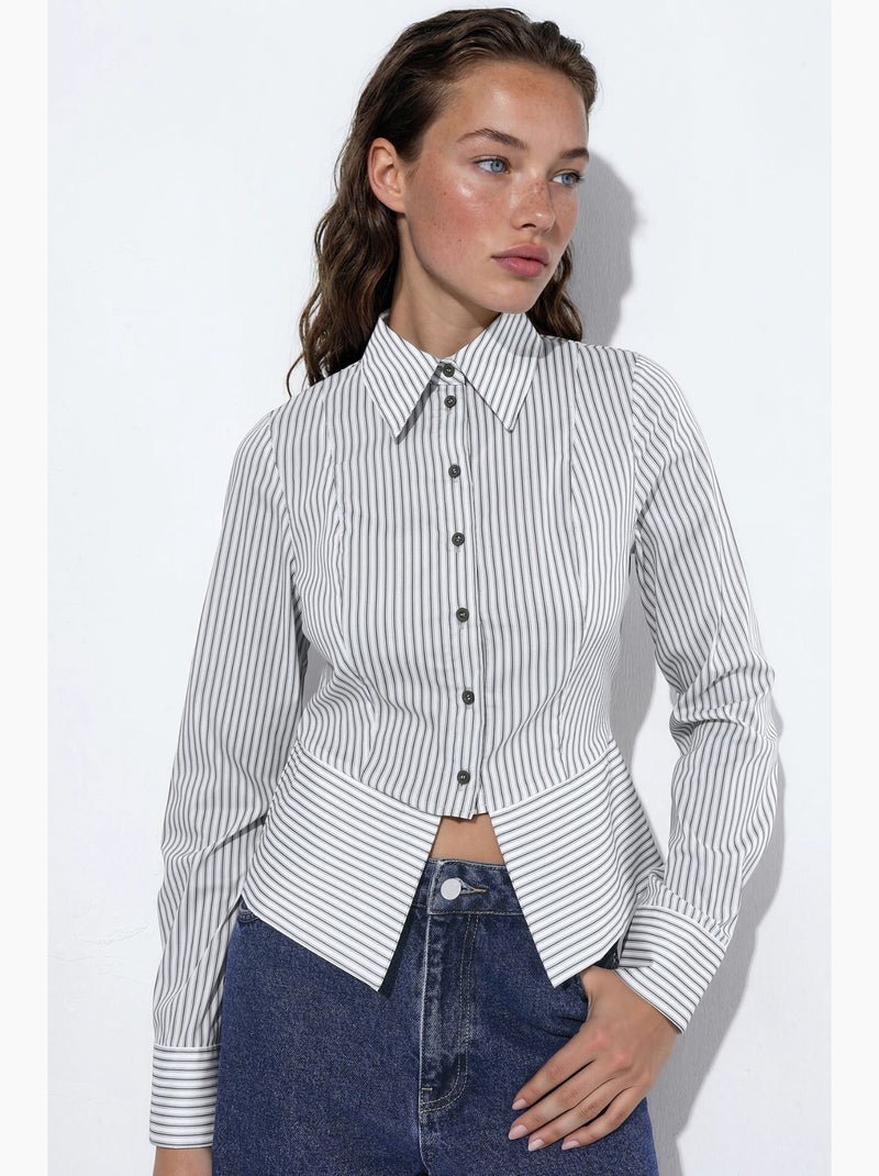 Camicia a righe aderente con dettaglio peplum hiccup Bianco - Kiabi