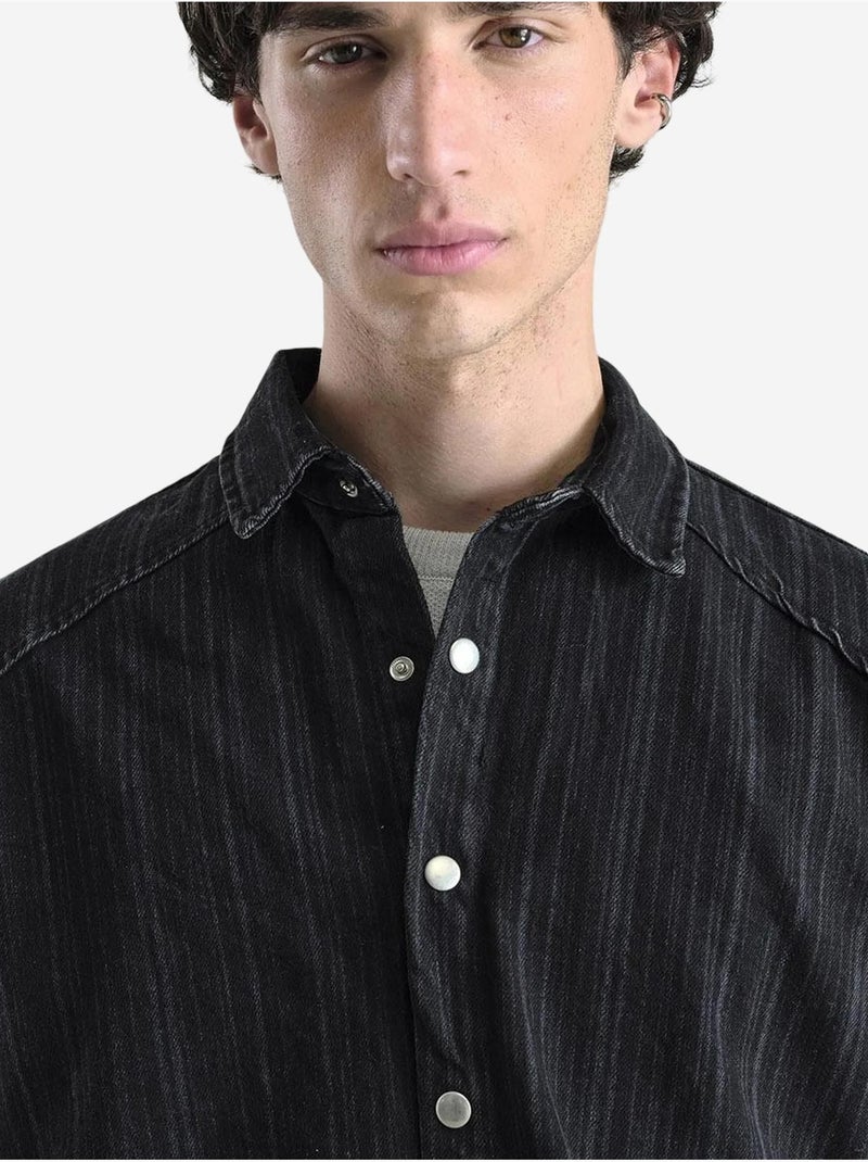 Camicia a righe con bottoni a pressione e maniche lunghe giesto Nero - Kiabi