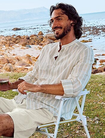 Camicia a righe con collo alla coreana e maniche arrotolabili