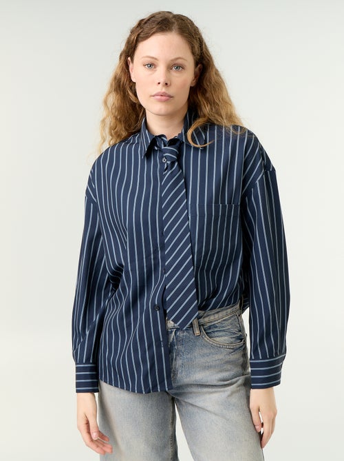 Camicia a righe con taschino sul petto + cravatta coordinata - 2 pezzi - Kiabi Camicia a righe con taschino sul petto + cravatta coordinata - 2 pezzi - Kiabi