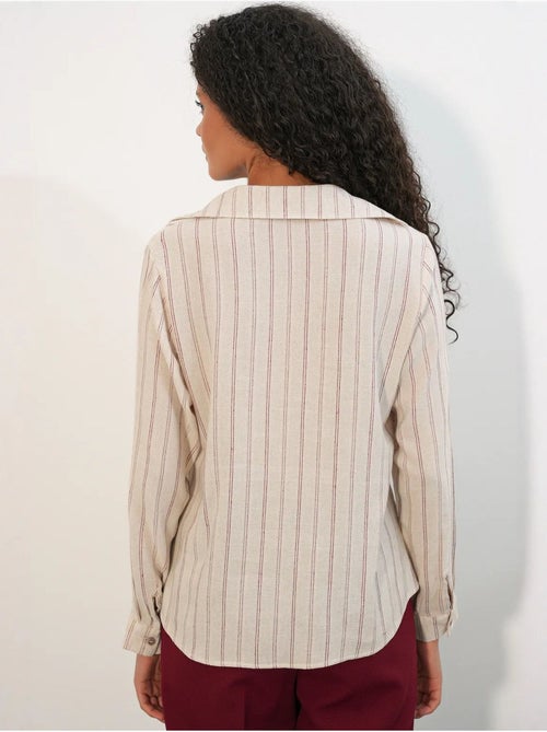 Camicia a righe in misto lino con dettaglio a laccetto bdart - Kiabi Camicia a righe in misto lino con dettaglio a laccetto bdart - Kiabi