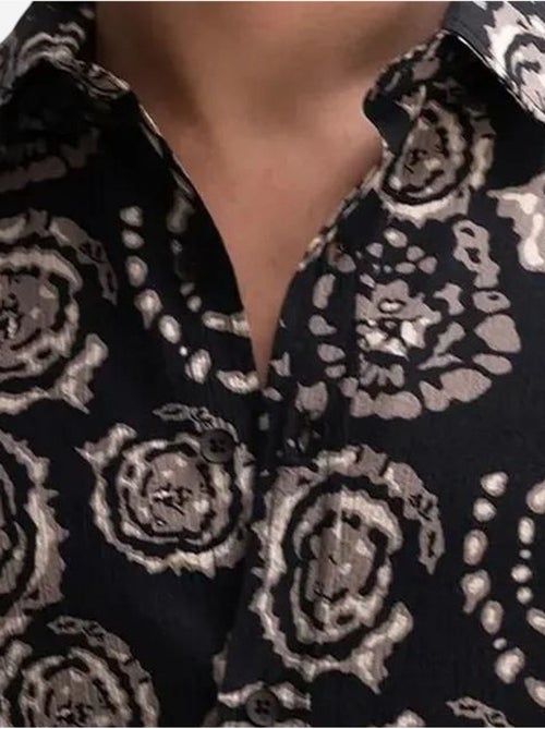 Camicia abbottonata con motivo astratto giesto - Kiabi Camicia abbottonata con motivo astratto giesto - Kiabi