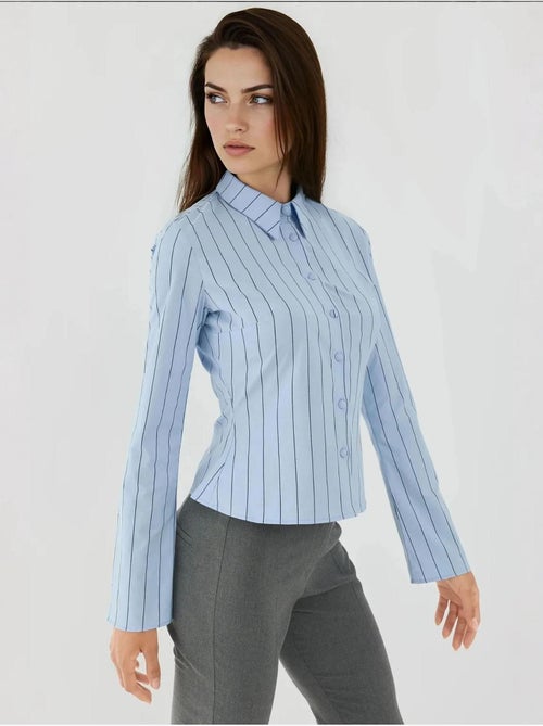 Camicia aderente a righe con bottoni hiccup - Kiabi Camicia aderente a righe con bottoni hiccup - Kiabi