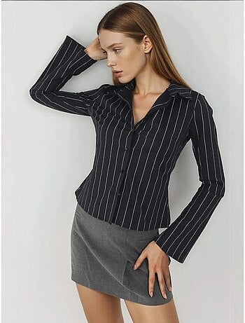Camicia aderente a righe con bottoni hiccup