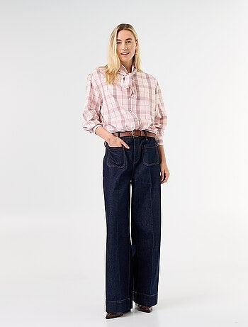 Camicia ampia a maniche lunghe e collo lavallière