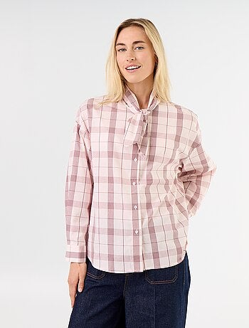 Camicia ampia a maniche lunghe e collo lavallière