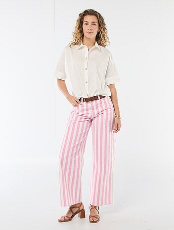 Camicia ampia con bottoni a stella