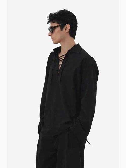 Camicia casual a maniche lunghe con dettaglio a laccio giesto - Kiabi Camicia casual a maniche lunghe con dettaglio a laccio giesto - Kiabi