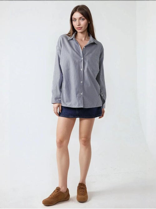 Camicia casual a righe oversize hiccup - Kiabi Camicia casual a righe oversize hiccup - Kiabi