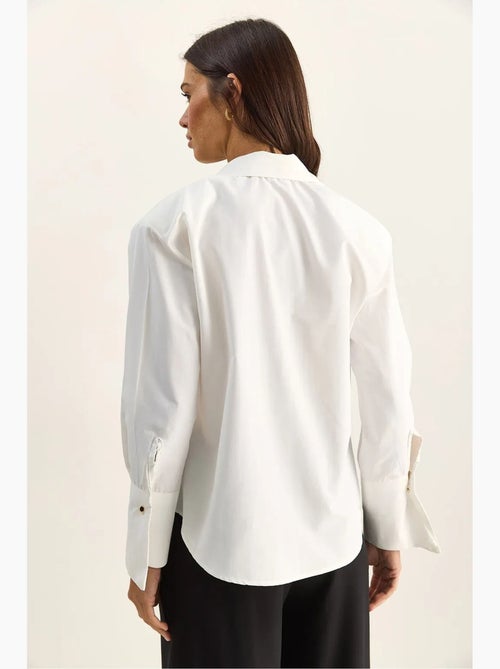 Camicia casual in popeline a maniche lunghe con bottoni e taschino lucci - Kiabi Camicia casual in popeline a maniche lunghe con bottoni e taschino lucci - Kiabi