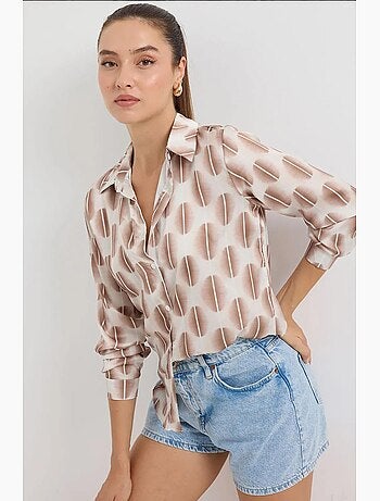 Camicia con bottoni in raso tessuto bdart