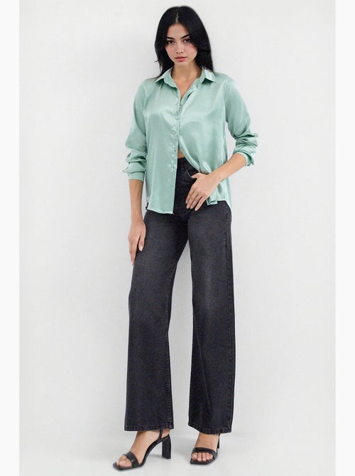 Camicia con bottoni in raso tessuto bdart - Kiabi Camicia con bottoni in raso tessuto bdart - Kiabi