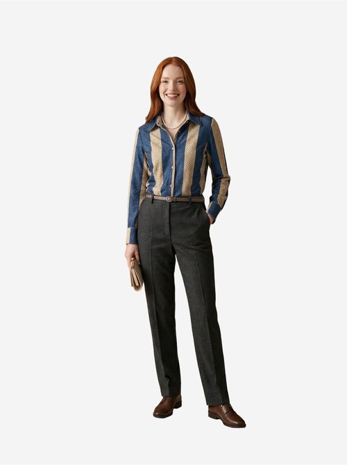 Camicia con bottoni in velluto tessuto a righe my fashion - Kiabi Camicia con bottoni in velluto tessuto a righe my fashion - Kiabi