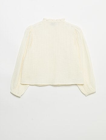 Camicia con colletto a volant e ricami
