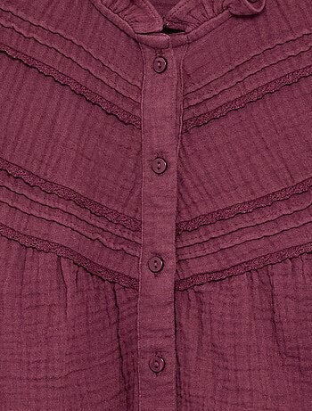 Camicia con colletto a volant e ricami