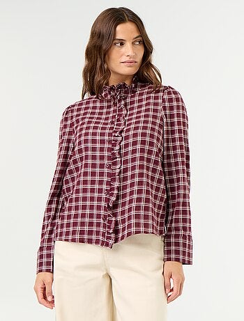 Camicia con collo alto a balze