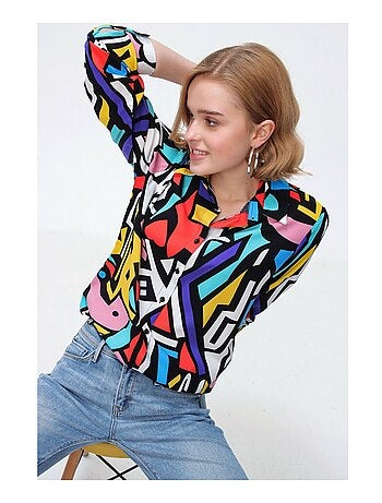 Camicia con motivi grafici
