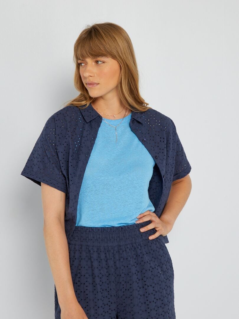 Donne bianche vyshyvanka. Camicetta tradizionale da donna ucraina. Camicia etnica sorochka. Vestiti ucraini. Camicetta ricamata a punto croce - Italia