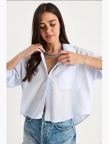 Camicia con tasca singola e mezza manica lucci
