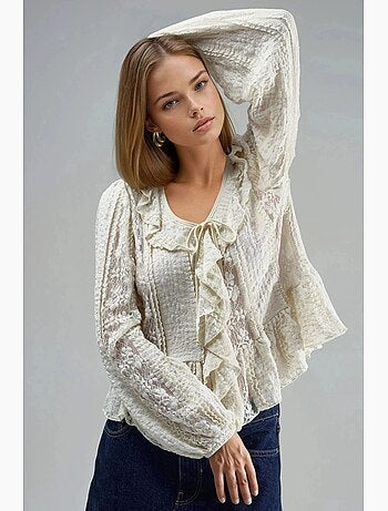 Camicia con volant in pizzo, scollo a v e laccetti busem