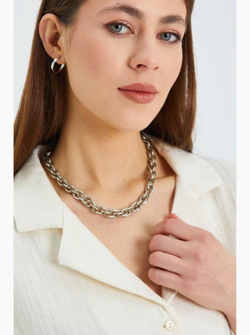Camicia crop con dettaglio fiocco mixray - Kiabi Camicia crop con dettaglio fiocco mixray - Kiabi
