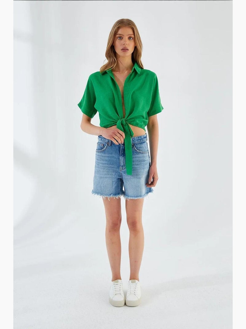 Camicia crop slim fit con scollo a v e chiusura con laccetto mixray Verde - Kiabi