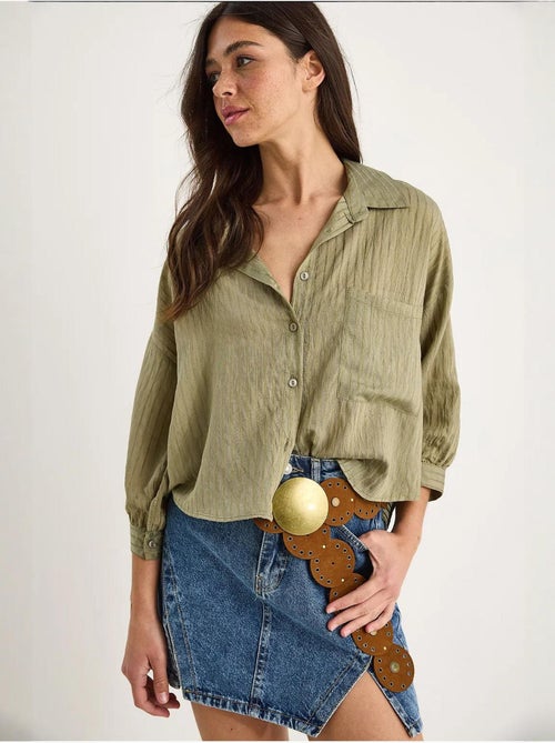 Camicia cropped a righe testurizzate con chiusura a bottoni e taschino lucci - Kiabi Camicia cropped a righe testurizzate con chiusura a bottoni e taschino lucci - Kiabi
