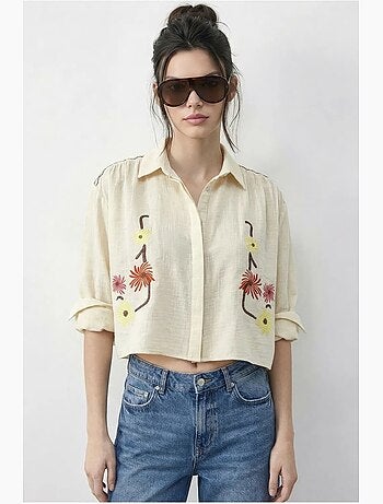 Camicia cropped ricamata con chiusura a bottoni lucci