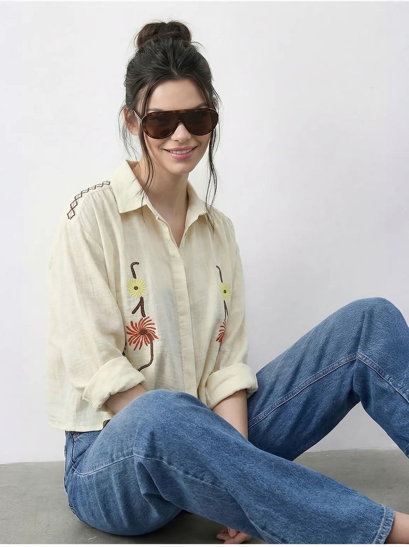 Camicia cropped ricamata con chiusura a bottoni lucci Crema - Kiabi
