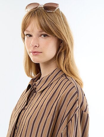 Camicia fluida a righe con maniche a palloncino