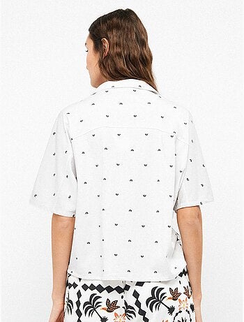 Camicia fluida con stampa tropicale a manica giapponese