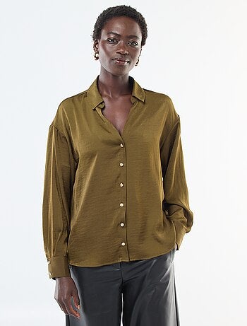 Camicia fluida satinata con bottoni dorati