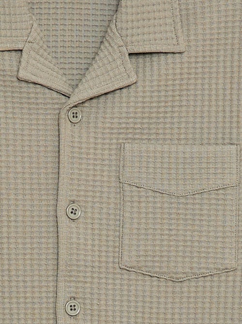Camicia goffrata tinta unita - Kiabi Camicia goffrata tinta unita - Kiabi